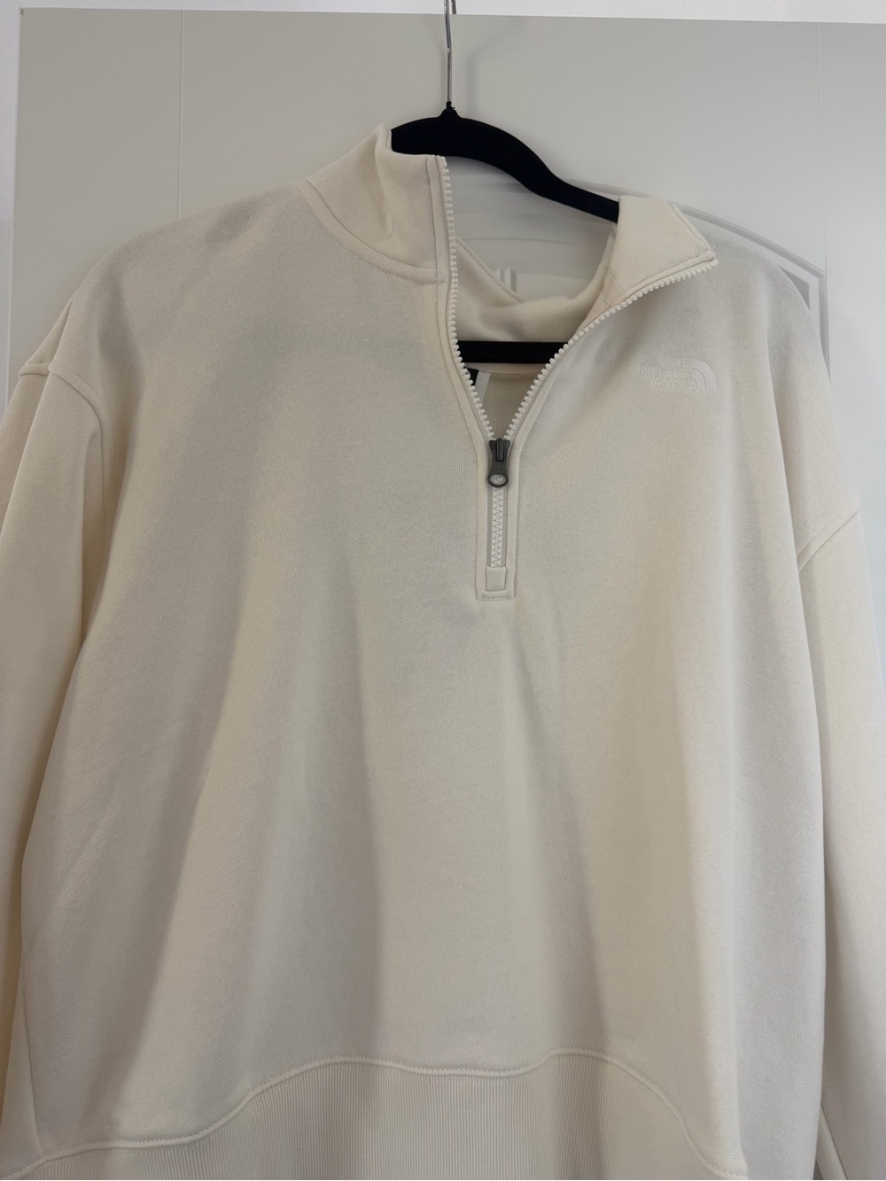 The North Face Women's 1/4 Zip-Up Fleece Pullover - White Dune